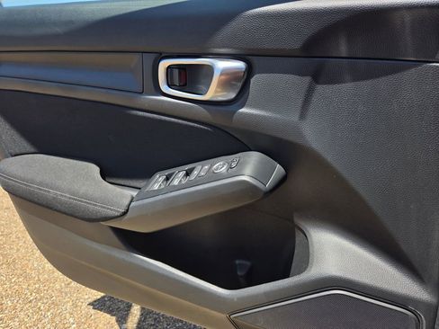 Used 2025 Honda Civic Sport image 15