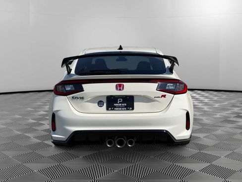 Used 2023 Honda Civic Type R image 4