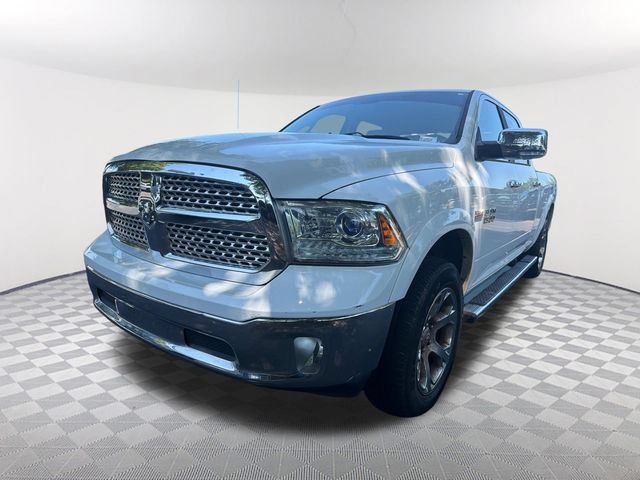 Used 2017 RAM 1500 Laramie AWD/4WD image 1