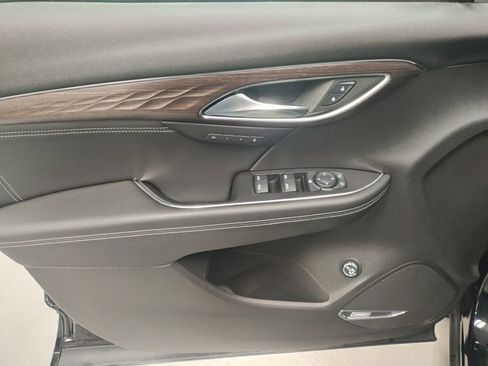 Used 2021 Buick Envision Avenir image 26