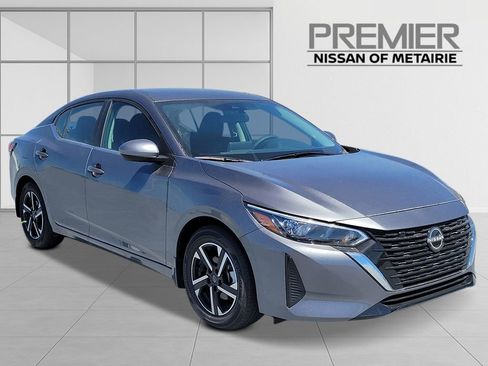 New 2025 Nissan Sentra SV image 2