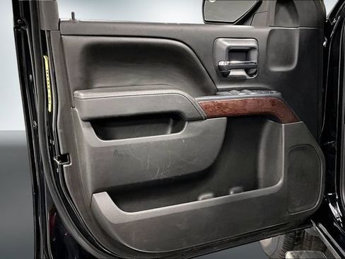 Used 2015 GMC Sierra 1500 SLE w/ SLE Value Package AWD/4WD image 19