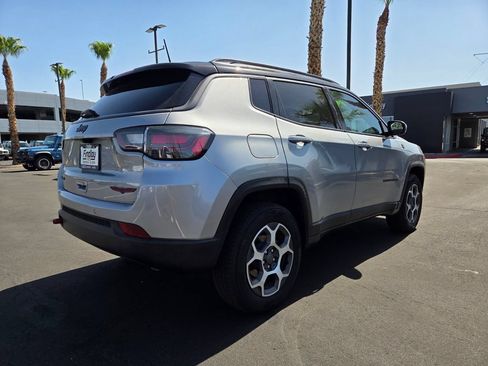 Used 2022 Jeep Compass Trailhawk w/ Trailhawk Elite Group AWD/4WD image 6