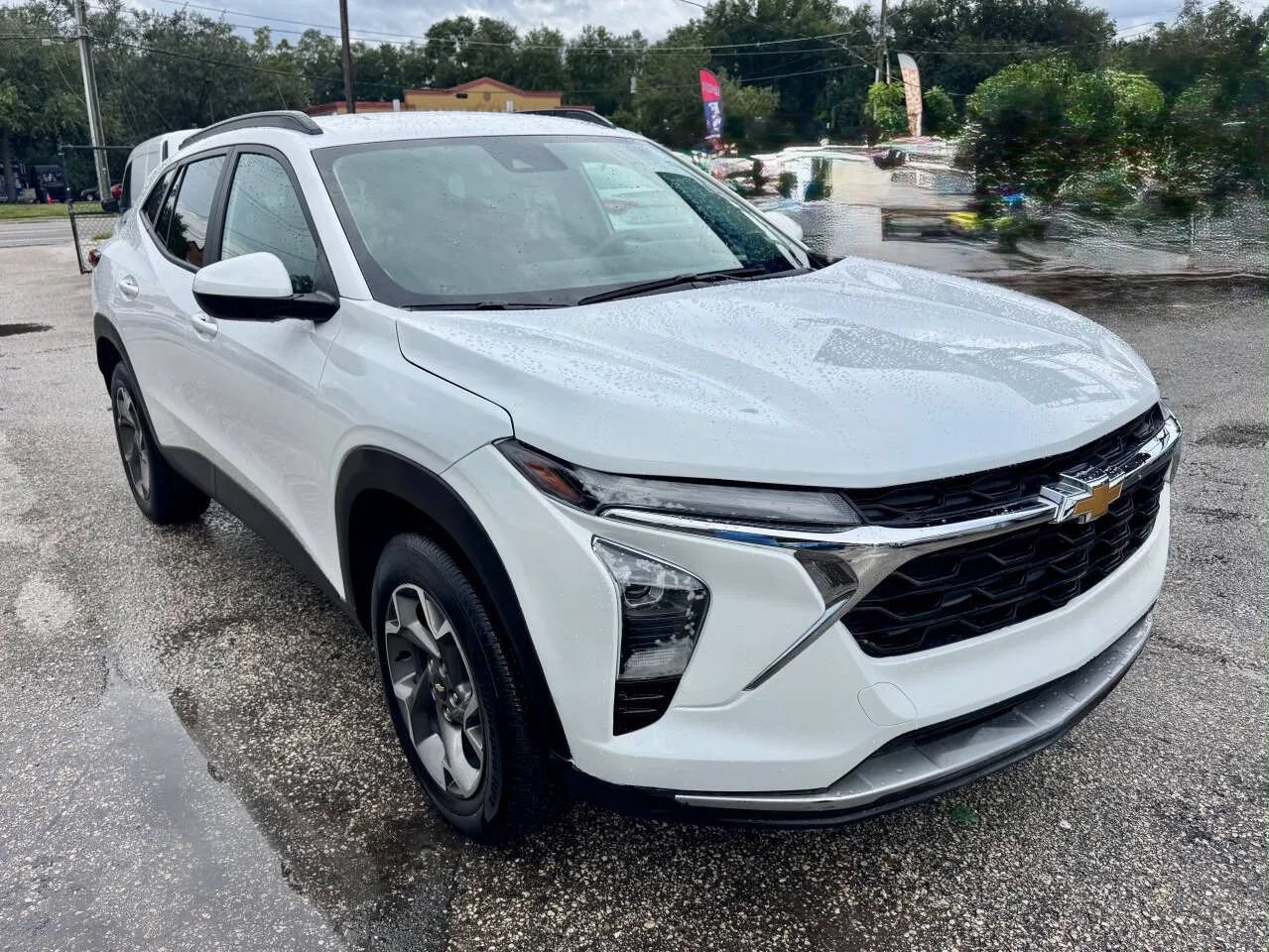 Used 2026 Chevrolet Trax LT FWD image 10