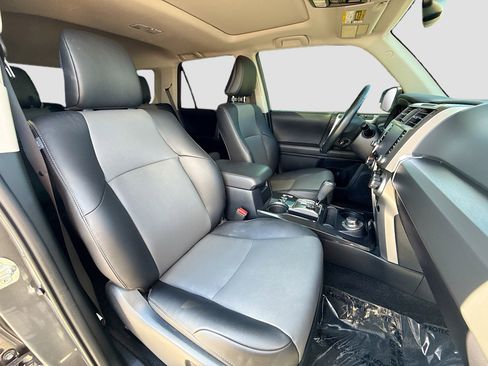 Used 2023 Toyota 4Runner SR5 Premium image 14