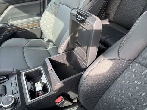 Used 2025 Toyota Tacoma TRD Off-Road image 22