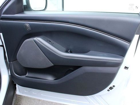 Used 2021 Ford Mustang Mach-E Select w/ Comfort/Appearance Package image 26