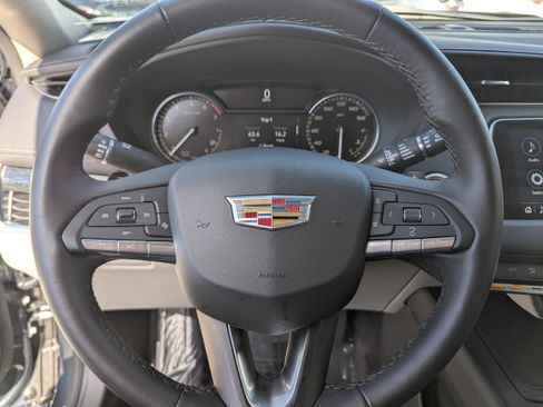 Certified 2021 Cadillac XT4 Premium Luxury image 27