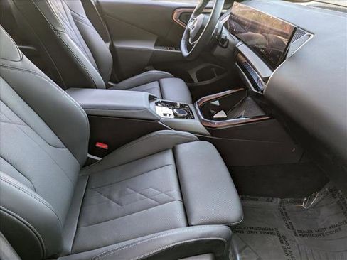 Used 2025 BMW X3 xDrive30i w/ Premium Package image 19