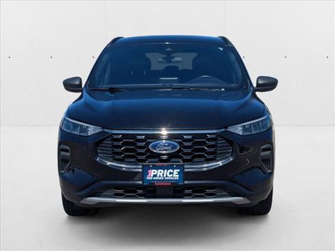 Used 2024 Ford Escape ST-Line image 4