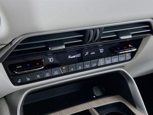 New 2026 MAZDA CX-90 Plug-In Hybrid w/ Premium Plus AWD/4WD image 10