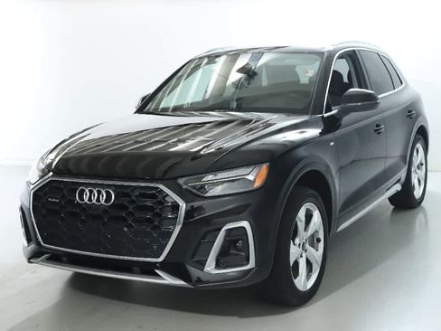 Used 2023 Audi Q5 2.0T Premium Plus w/ Premium Plus Package image 1