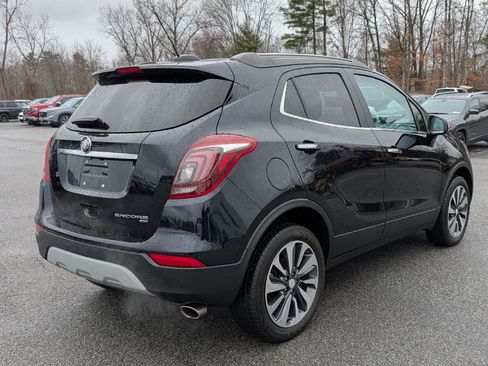 Certified 2022 Buick Encore Preferred w/ Safety Package image 8
