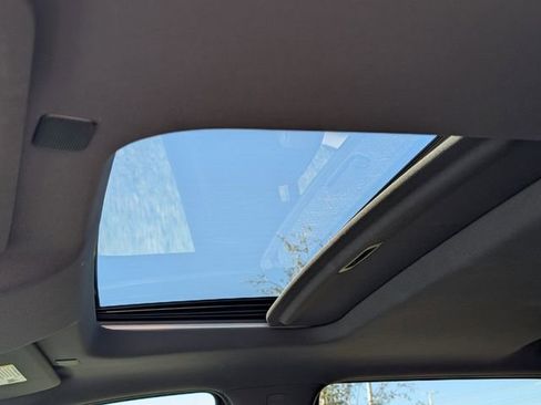 Used 2019 Chevrolet Silverado 1500 High Country w/ Technology Package image 18