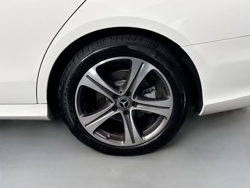 Used 2020 Mercedes-Benz E 350 Sedan image 37