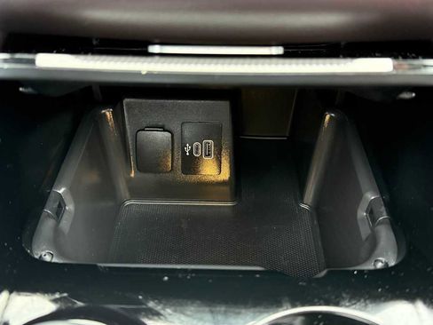 Used 2025 Ford Explorer Platinum w/ LUX Leather Package image 26