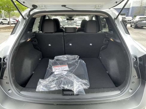 New 2026 Nissan Kicks SV w/ SV Premium Package FWD image 9