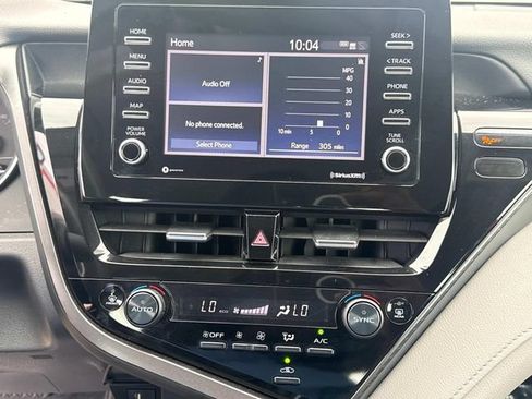 Used 2024 Toyota Camry LE FWD image 29
