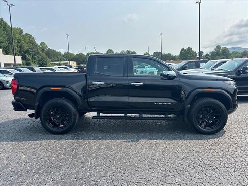 Used 2025 GMC Canyon Denali w/ LPO, Denali Black Edition AWD/4WD image 9