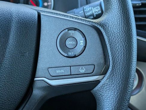 Used 2022 Honda Pilot Sport image 29