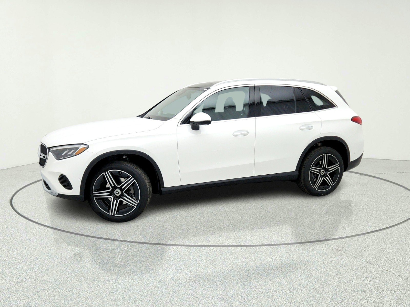 Used 2026 Mercedes-Benz GLC 300 image 15