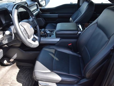 Certified 2023 Ford F150 Lariat w/ Trailer Tow Package image 9