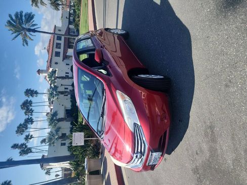 Used 2015 Nissan Versa Note SV FWD image 23