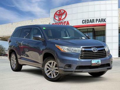 Used 2014 Toyota Highlander LE