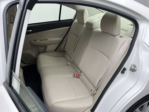 Used 2014 Subaru Impreza 2.0i Premium image 9