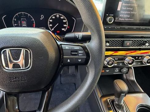 Used 2023 Honda Civic LX image 27