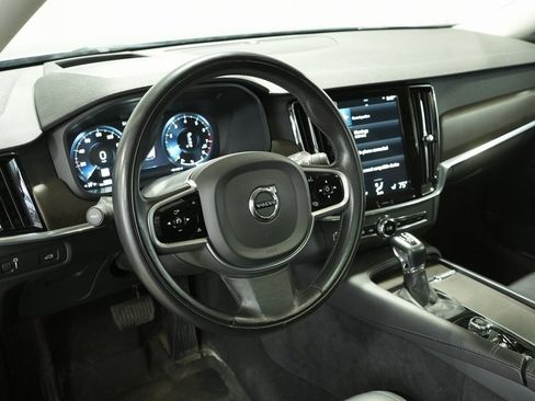 Used 2020 Volvo V90 T6 Cross Country w/ Protection Package Premier image 20