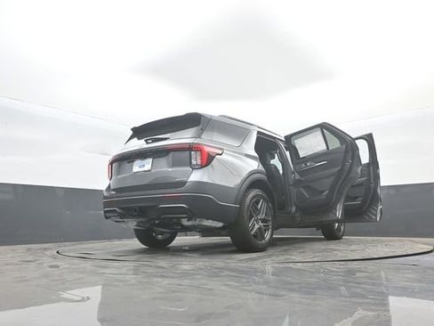 New 2026 Ford Explorer ST-Line AWD/4WD image 43