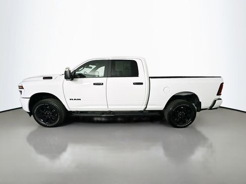 Used 2025 RAM 2500 Big Horn AWD/4WD image 4