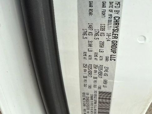 Used 2015 Dodge Grand Caravan R/T image 19