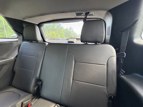 Used 2020 Chevrolet Traverse LT FWD image 6