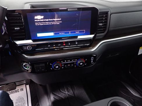 New 2026 Chevrolet Silverado 1500 RST w/ RST Select Package AWD/4WD image 29