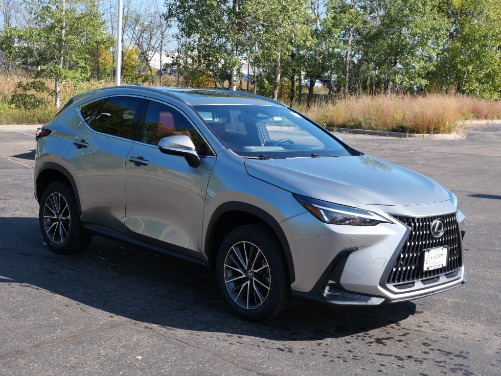 Used 2024 Lexus NX 350h AWD image 2