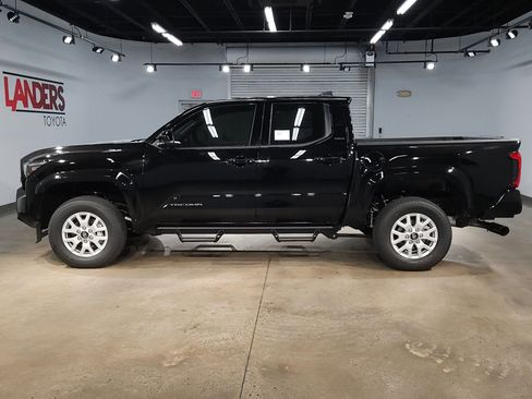 New 2026 Toyota Tacoma SR5 AWD/4WD image 4