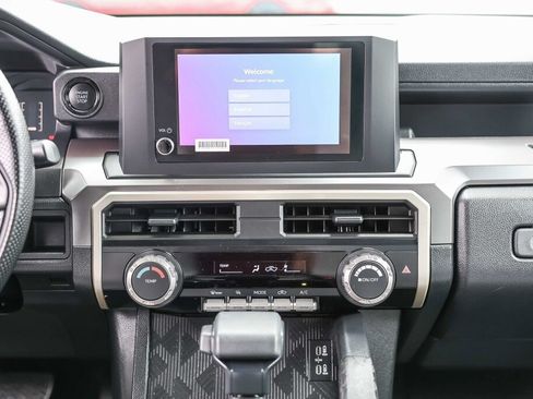 Certified 2025 Toyota Tacoma SR5 AWD/4WD image 3
