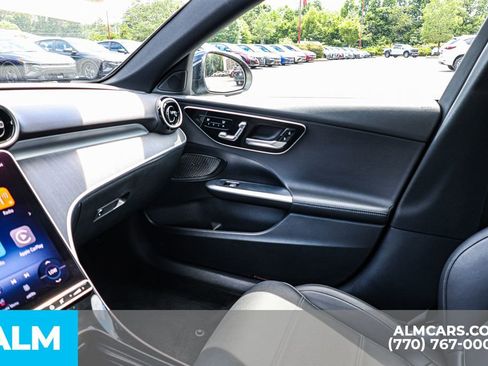 Used 2025 Mercedes-Benz C 300 Sedan image 41