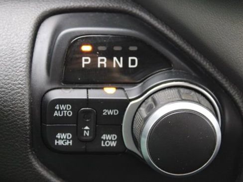 Used 2019 RAM 1500 Big Horn image 32