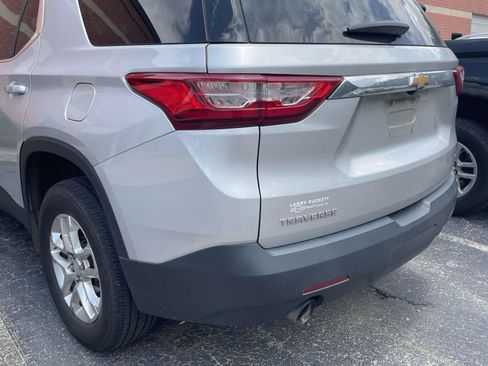 Used 2020 Chevrolet Traverse LT FWD image 11