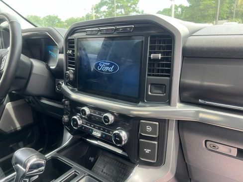 Used 2022 Ford F150 Lariat w/ Equipment Group 502A High AWD/4WD image 11