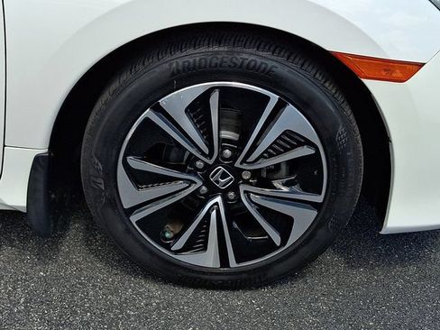Used 2017 Honda Civic EX-L image 11
