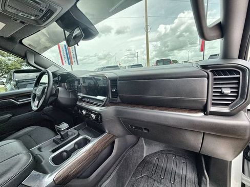 Used 2024 GMC Sierra 1500 Elevation AWD/4WD image 28