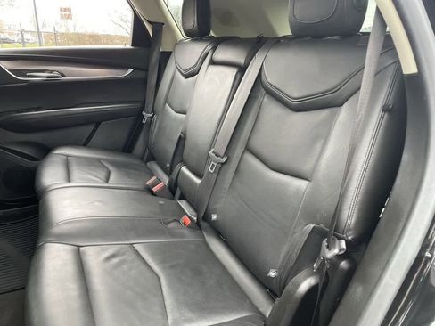 Used 2019 Cadillac XT5 Luxury image 19