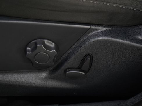 Used 2018 Ford EcoSport SE w/ SE Convenience Package FWD image 23