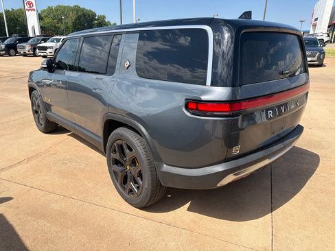 Used 2023 Rivian R1S Adventure AWD/4WD image 5