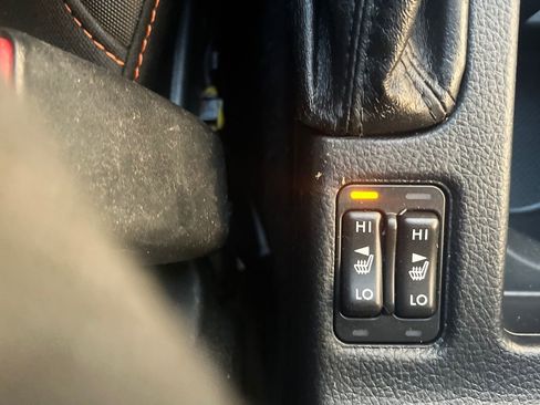 Used 2016 Subaru Crosstrek 2.0i Premium w/ Moonroof Package image 18