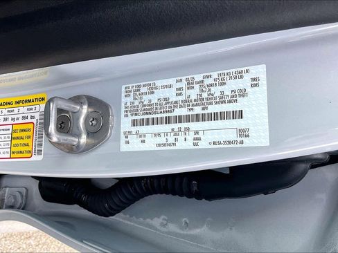 Used 2025 Ford Escape ST-Line FWD image 16